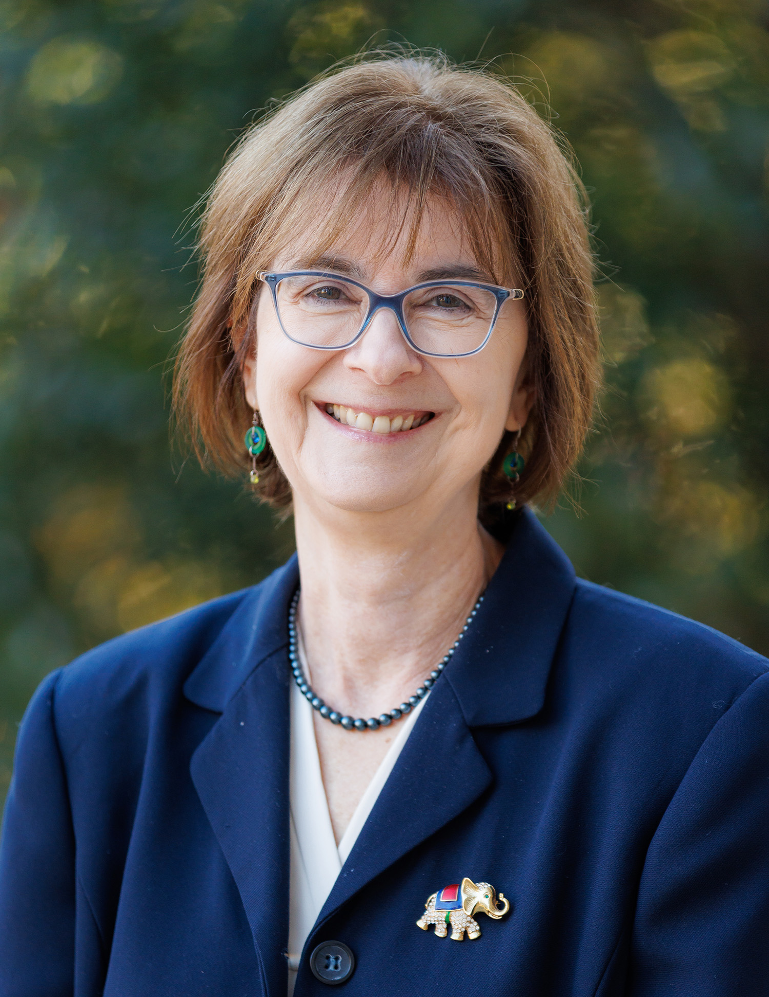Joy Burnham Headshot